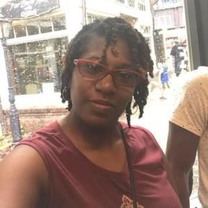 Meet your Posher, Latonya